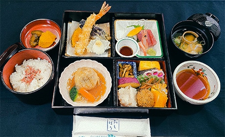 写真：弁当 1,500円